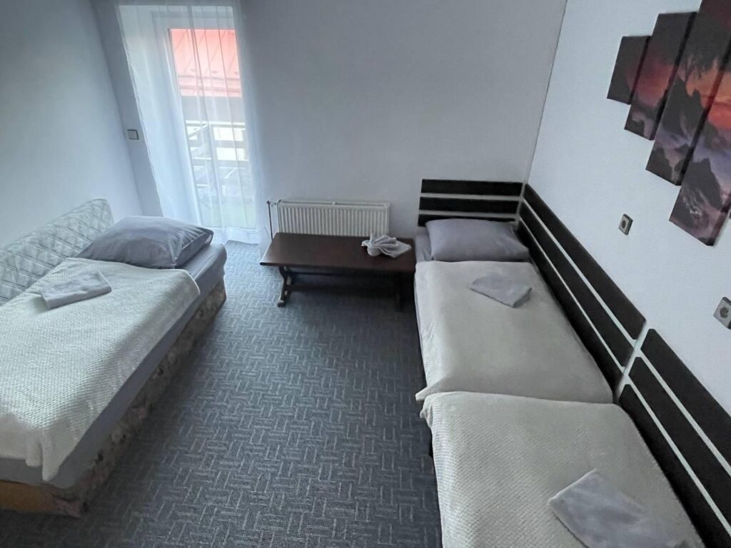 Pokoj č. 12 o rozloze 15m² - 1800 Kč/noc